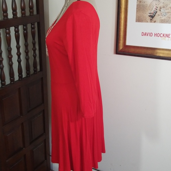 Express Solid red circle dress. Size M - Picture 3 of 11
